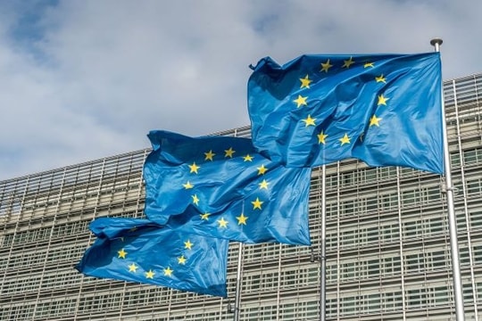 EU đề xuất trừng phạt các công ty Trung Quốc bị cáo buộc hỗ trợ Nga