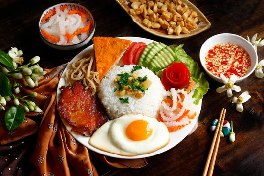 Cơm tấm cùng nhiều món ăn Việt vào top món từ gạo ngon nhất Đông Nam Á