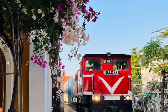 Phát triển du lịch gắn với văn hóa trà trên đường sắt Hà Nội - Thái Nguyên