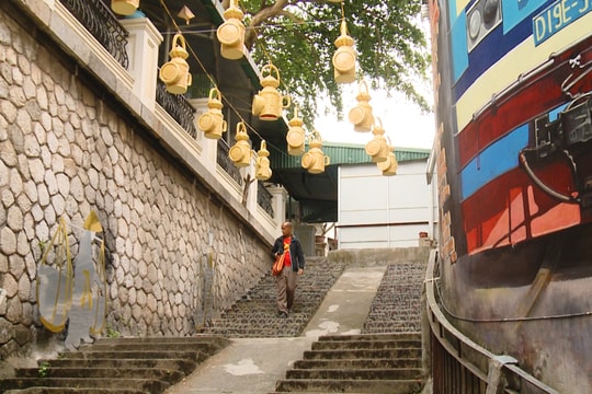 Trở về ký ức Hà Nội qua không gian nghệ thuật Ga Long Biên