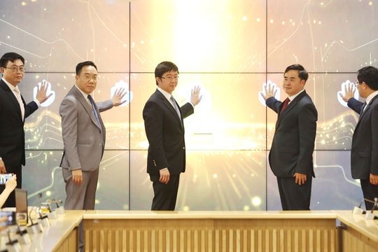 Bộ Thông tin và Truyền thông ra mắt nền tảng sách, báo điện tử thiết yếu