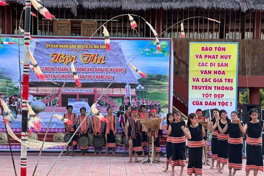 Người Xơ Đăng ở Kon Tum gìn giữ, bảo tồn văn hóa cồng chiêng