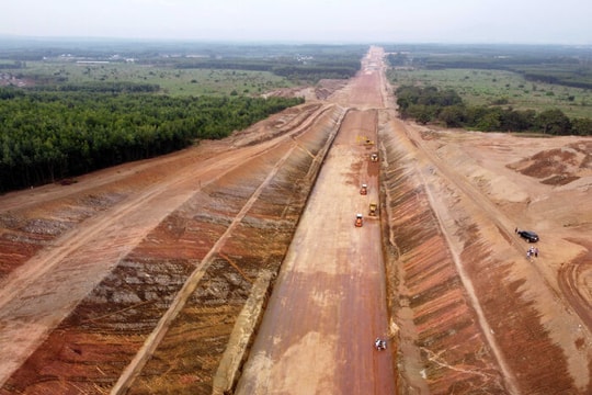 Lựa chọn nhà đầu tư cao tốc Dầu Giây - Tân Phú vào tháng 1/2025