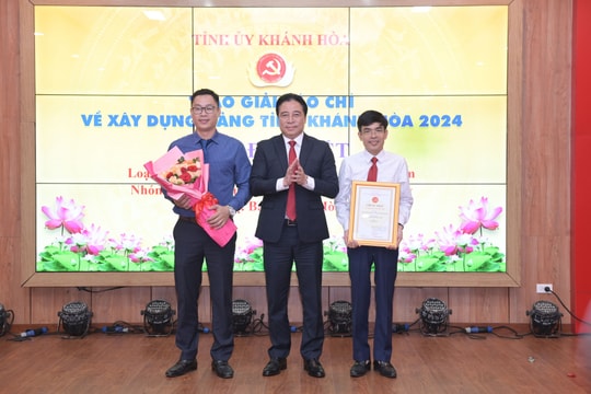 Khánh Hòa trao Giải báo chí về xây dựng Đảng tỉnh lần thứ IV - năm 2024