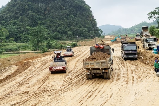 Giải quyết vướng mắc về cung cấp tín dụng cho 2 Dự án cao tốc trên địa bàn Lạng Sơn, Cao Bằng