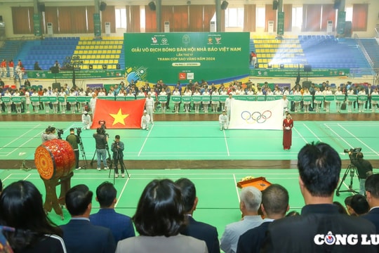 Khai mạc Giải vô địch Bóng bàn Hội Nhà báo Việt Nam lần thứ 17 - Tranh cúp Sao Vàng 2024
