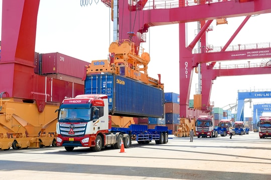 Bộ Tài chính đề xuất 'đánh' thuế VAT đối với hàng hóa giá trị nhỏ