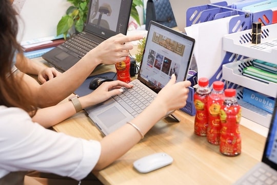 Làm gì khi vừa chạy deadline, vừa tươi mát tận hưởng không khí Giáng sinh?