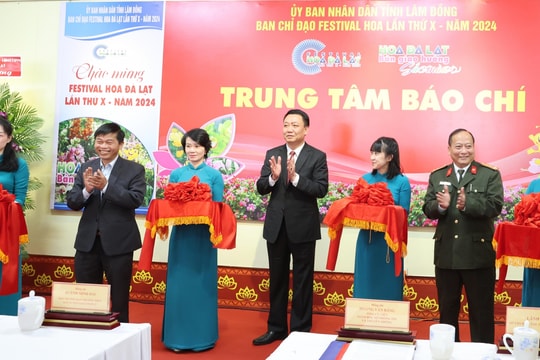 Lâm Đồng: Khai trương Trung tâm báo chí hỗ trợ phóng viên dịp tổ chức Festival Hoa