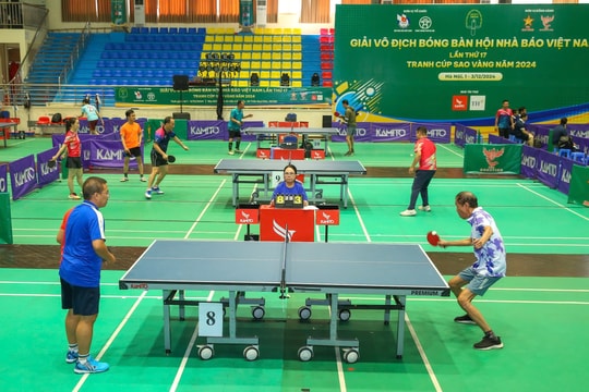 Sôi nổi tinh thần thể thao tại Giải vô địch Bóng bàn Hội Nhà báo Việt Nam