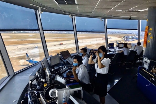 Điều hành trên 71.300 chuyến bay an toàn