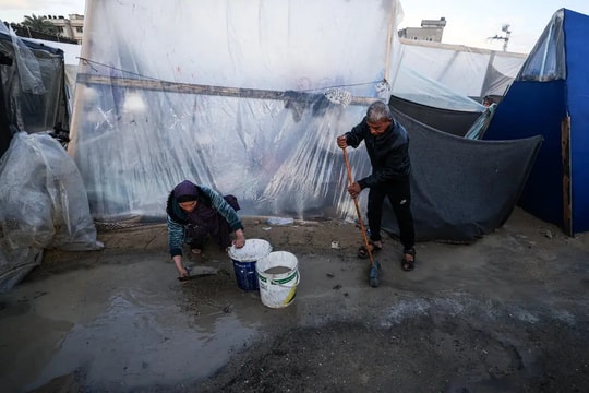 Người dân Gaza đối mặt với những mối đe dọa mới khi mùa đông đến gần