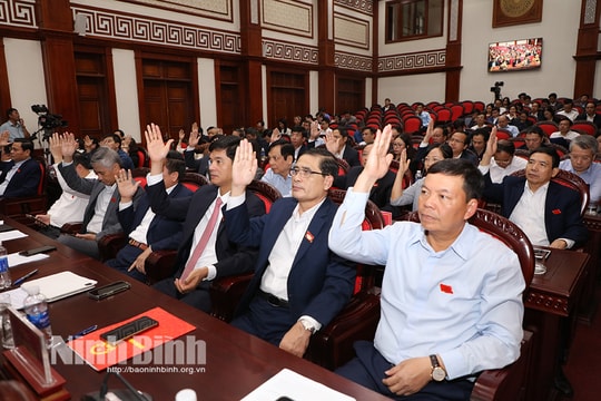 Kỳ họp thứ 26, HĐND tỉnh Ninh Bình khóa XV thông qua 33 Nghị quyết quan trọng