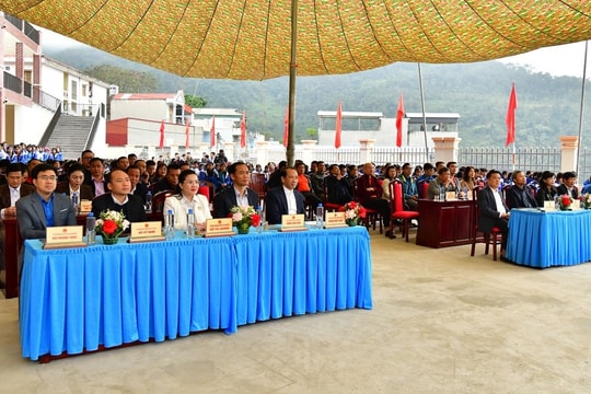 Khánh thành khu nhà lưu trú 3 tầng do PVEP tài trợ tại huyện Xín Mần, tỉnh Hà Giang