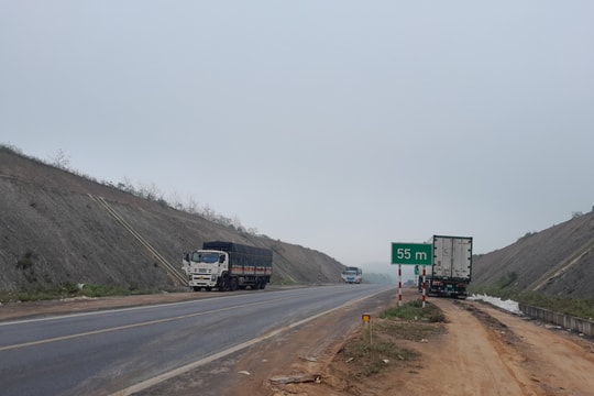 Tiêu chuẩn đối với điểm dừng, đỗ xe và quy mô trạm dừng nghỉ trên đường cao tốc