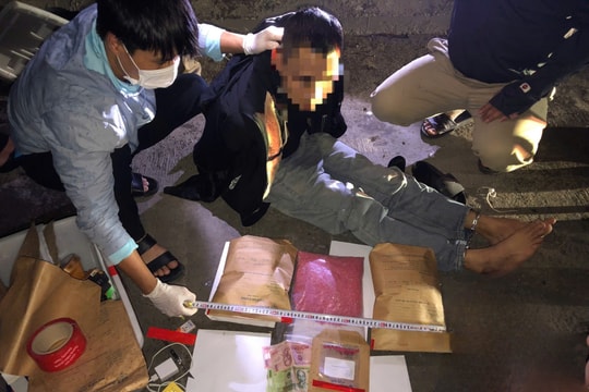 Xuyên đêm truy bắt 2 đối tượng vận chuyển trên 15.400 viên ma tuý tổng hợp