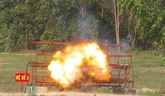 Thủ tướng chỉ đạo khắc phục hậu quả vụ tai nạn trong diễn tập tại Quân khu 7