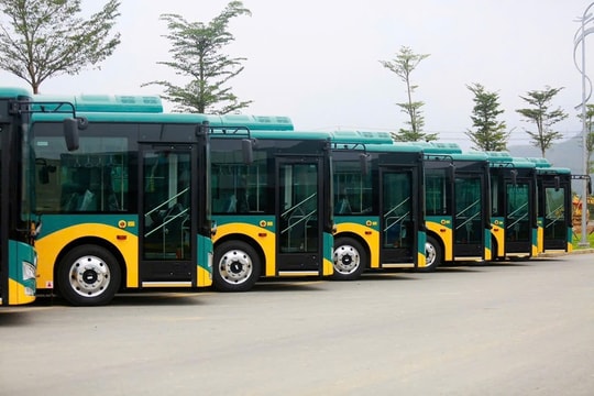 150 xe buýt điện chở khách cho metro số 1 Bến Thành - Suối Tiên