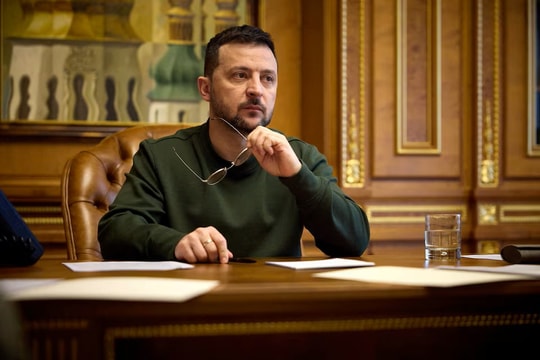 Những tính toán của Tổng thống Ukraine khi hỗ trợ 24 USD cho mỗi người dân