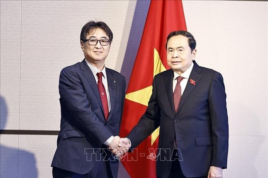 Chủ tịch Quốc hội mong muốn tiếp tục mở rộng mạng lưới kết nối giữa các nhà khoa học, chuyên gia Việt Nam và Nhật Bản
