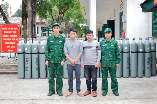 Liên tiếp bắt giữ các vụ vận chuyển khí cười trái phép số lượng lớn tại Quảng Ninh