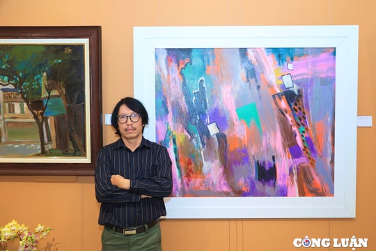 Hoạ sĩ Bùi Lê Dũng: 'Tôi muốn vẽ những góc phố của Hà Nội một cách chân thực nhất'