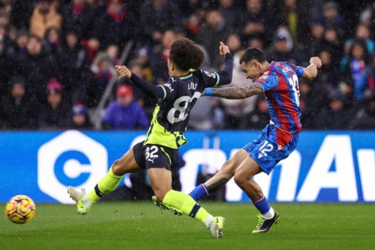 Man City hoà thất vọng Crystal Palace tại vòng 15 Ngoại hạng Anh