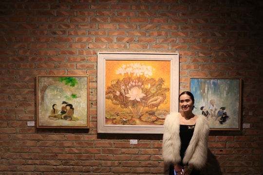 Hoạ sĩ Nguyễn Thị Hằng Nga: 'Làm hội hoạ là phải kiên trì, cháy hết mình với từng tác phẩm'