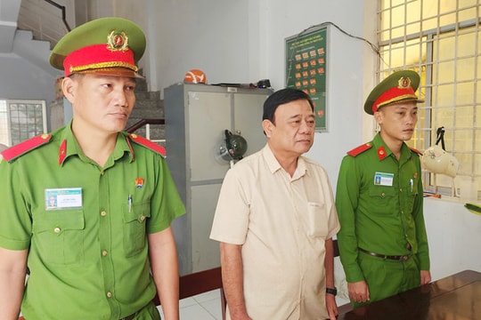 Bắt tạm giam nguyên Phó Chủ tịch huyện ở Kiên Giang về hành vi lừa đảo