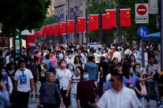 Trung Quốc liên tiếp đưa ra các quyết định kinh tế sai lầm trong năm nay