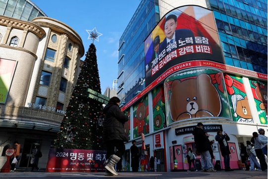 Hậu quả kinh tế của việc trì hoãn luận tội Tổng thống Hàn Quốc Yoon