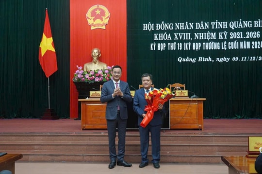 Ông Trần Phong được bầu làm Chủ tịch UBND tỉnh Quảng Bình