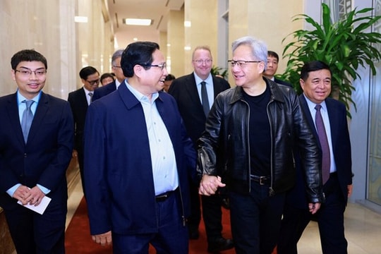 “Cưỡi trên con sóng AI”: Lối đi ngắn tới tăng trưởng thịnh vượng