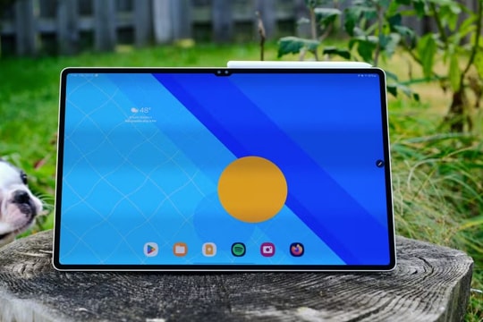 Samsung Galaxy Tab S10 Ultra: Máy tính bảng mạnh mẽ với khả năng chống nước đặc biệt