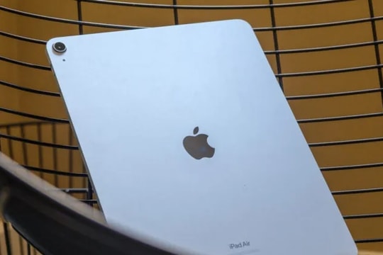 Apple và tham vọng máy tính bảng có thể gập