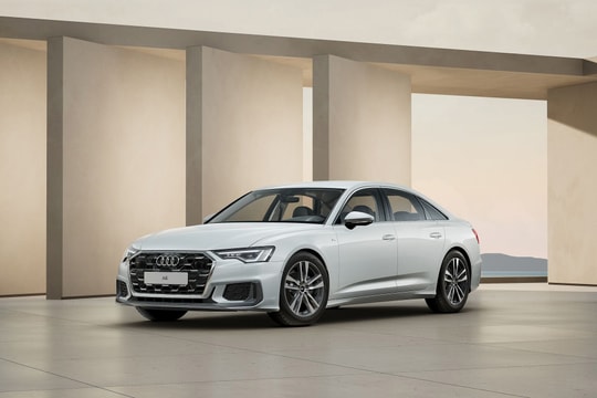 Thị trường đón phiên bản Audi A6 mới, giá bán gần 2,3 tỷ đồng