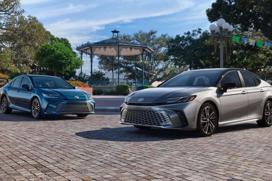 Xe sedan cỡ D đã thật sự hết thời?