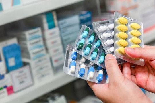 Bộ Y tế cam kết tiếp tục cắt giảm thủ tục cấp phép dược phẩm