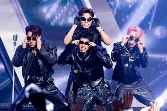 Vượt qua ăn uống, giải trí và âm nhạc chiếm lĩnh mạng xã hội tại Việt Nam năm 2024