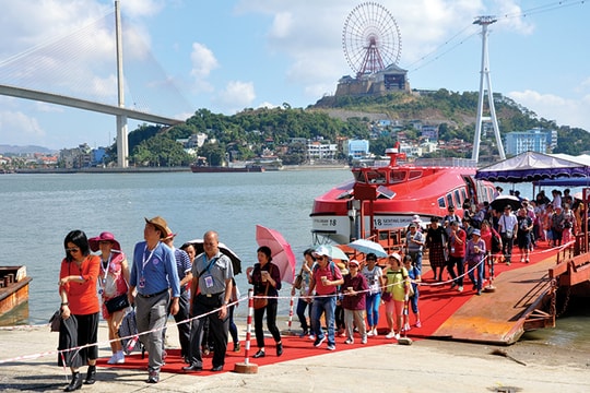 Năm 2025, Quảng Ninh đặt mục tiêu đón 20 triệu lượt khách du lịch