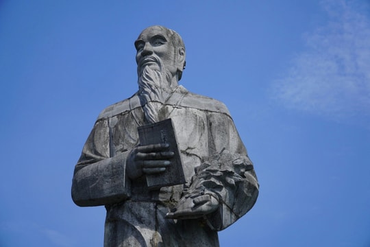 Triển lãm về di sản của Hải Thượng Lãn Ông Lê Hữu Trác