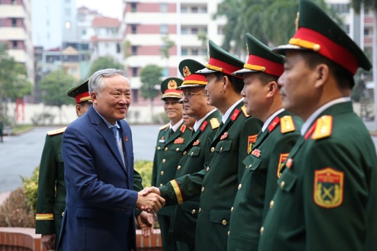 Binh chủng Pháo binh cần phát triển mạnh theo hướng chính quy, tinh nhuệ