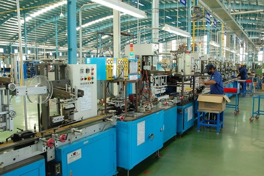 Pinaco (PAC) cổ phiếu tăng giá, cổ đông vẫn nhọc nhằn thoái vốn 2 triệu cổ phiếu