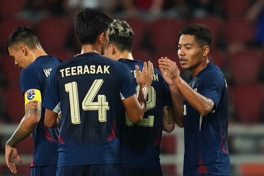 AFF Cup 2024: Thái Lan toàn thắng, Singapore quả cảm vào bán kết