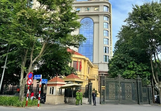 Hà Nội tạm dừng tuyển dụng công chức, bổ nhiệm, giới thiệu ứng cử giữ chức vụ cao hơn