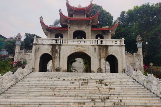 Chi gần 22 tỷ đồng tu bổ 'Hoàng thành' của Yên Bái