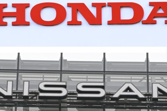 Thấy gì ở thương vụ sáp nhập giữa Honda và Nissan?