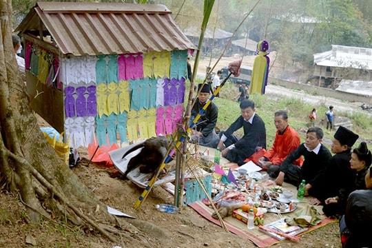 Công bố Lễ Xên đông của người Thái ở Nghĩa Lộ là Di sản văn hóa quốc gia