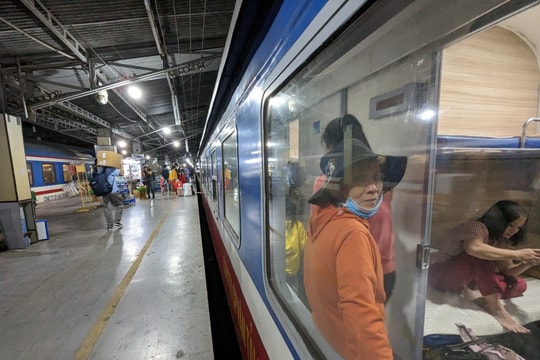 Tăng cường chạy tàu khách và nhiều ưu đãi về giá vé dịp Tết 2025