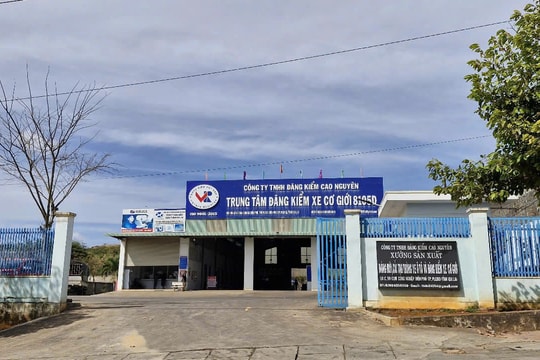 Gia Lai: Nguyên Giám đốc và Phó Giám đốc Trung tâm Đăng kiểm bị truy tố về tội nhận hối lộ